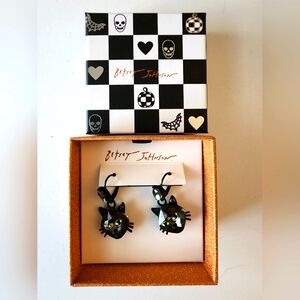 NIB Betsey Johnson Black Kitty Cat Dangle Earrings
